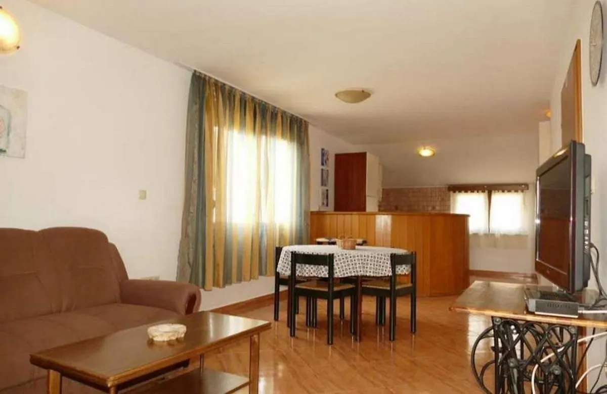 Apartments By The Sea Banjol, Rab - 22362 Rab Town